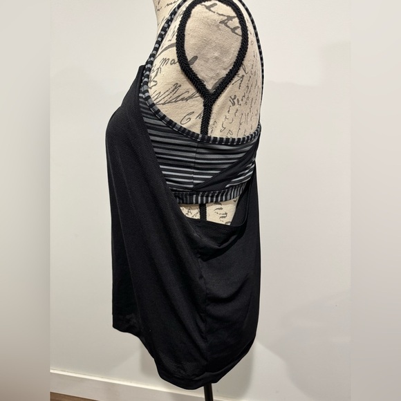 Athleta Cobra Dot Invigorate Tank Top Black Gray stripe Size Large - Picture 3 of 8